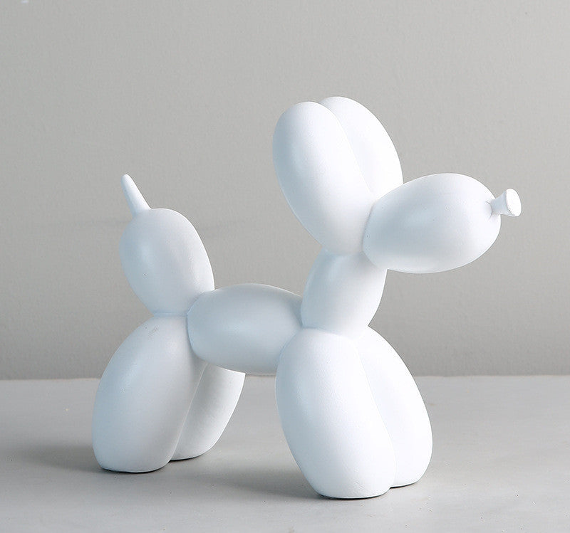 Zwarte en witte ballonnenhond
