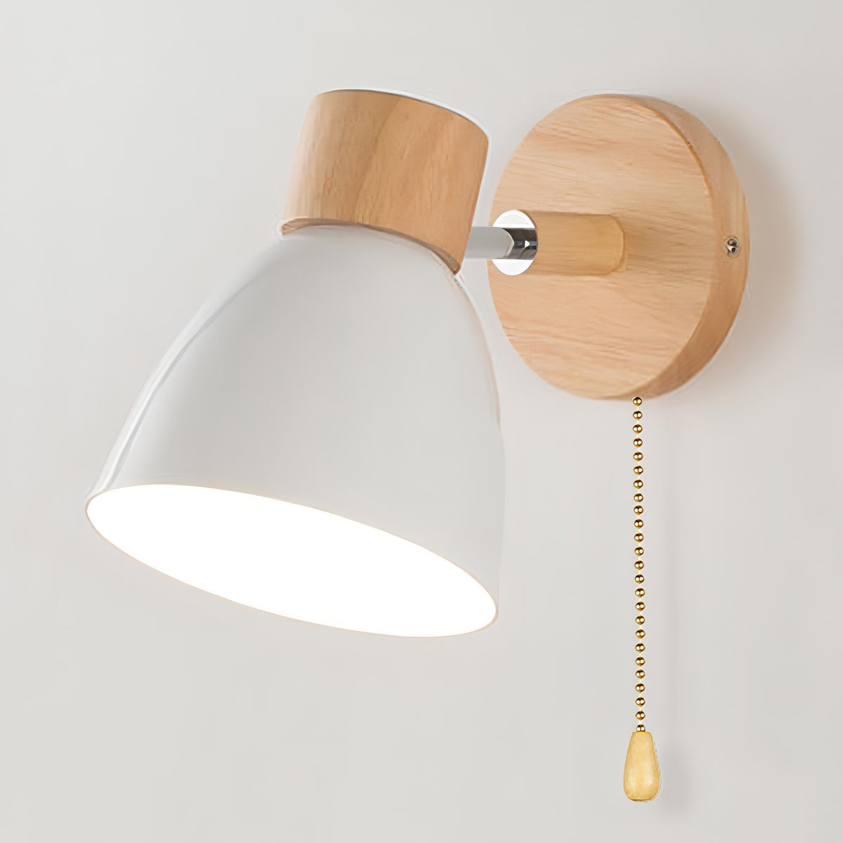 Noordisch-moderne hangende schakelwandlamp van hout