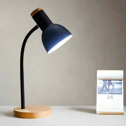 Herfst en Winter Verlichting | Noord-Europese Creatieve Houten Kunst IJzeren LED Bureau Lamp - Moxie