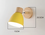 Noordisch-moderne hangende schakelwandlamp van hout